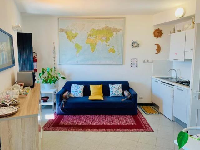 La Marina Tower Apartment With Private Sea View Terrace Vernazza Esterno foto